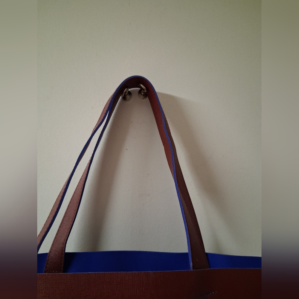 Oscar de la Renta Burgundy Structured Tote – Designer Shoulder Bag, 18.5” Wide - Picture 4 of 10